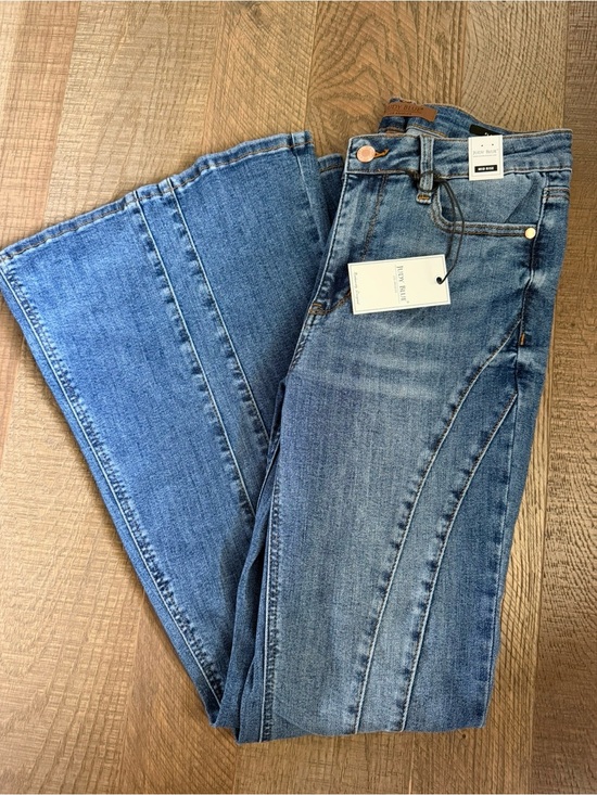 Judy Blue Denim - Judy Blue Angular Seam Mid Rise Flare Jeans